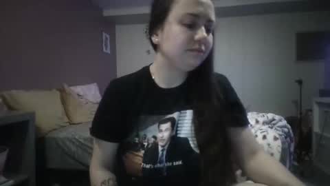 busteebetty online show from April 15, 10:16 am