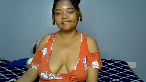 busty kenzi online show from June 28, 3:29 pm