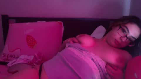 mia online show from March 7, 7:27 pm