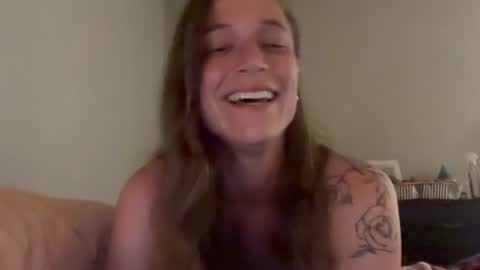 Cali Junicorn the Third online show from June 21, 3:10 am