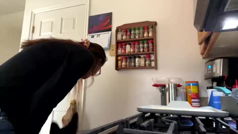 calishop1 online show from November 20, 7:37 pm