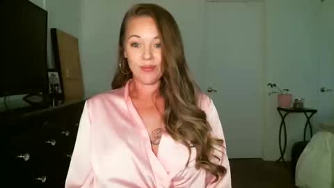 Snapshot of calistarayne chatting on October 19, 8:33 pm calistarayne online show from October 19, 8:33 pm