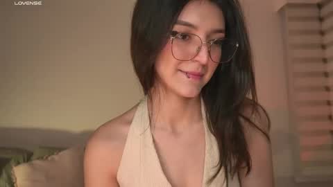   online show from May 1, 12:58 am