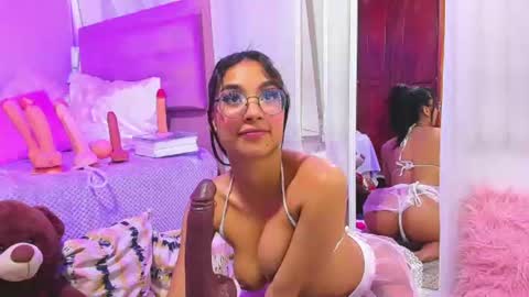 Camila online show from June 24, 1:59 am