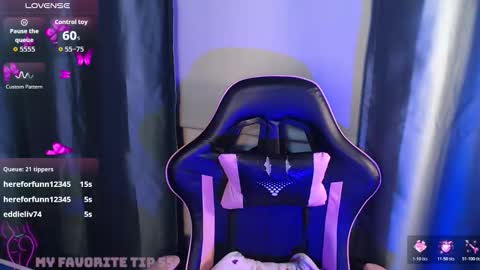 Cami online show from November 20, 4:46 am