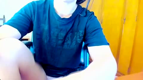 Snapshot of camila_berk chatting on February 10, 8:42 pm Cami online show from February 10, 8:42 pm