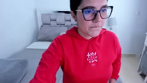 Camila buitrago online show from July 6, 1:44 am