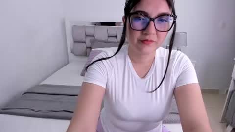Camila buitrago online show from June 30, 1:27 am