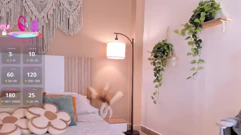 camila_bustamante_ online show from March 17, 4:55 pm