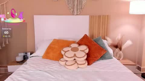 camila_bustamante_ online show from February 23, 7:57 pm