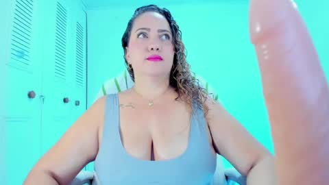 Snapshot of camilaa_foxxx chatting on March 10, 7:07 pm camilaa foxxx online show from March 10, 7:07 pm