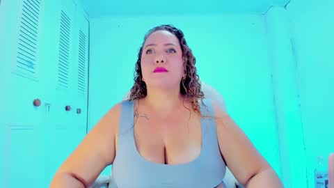 Snapshot of camilaa_foxxx chatting on January 9, 7:18 pm camilaa foxxx online show from January 9, 7:18 pm