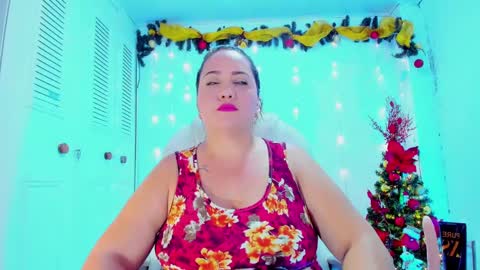 Snapshot of camilaa_foxxx chatting on January 1, 6:59 pm camilaa foxxx online show from January 1, 6:59 pm