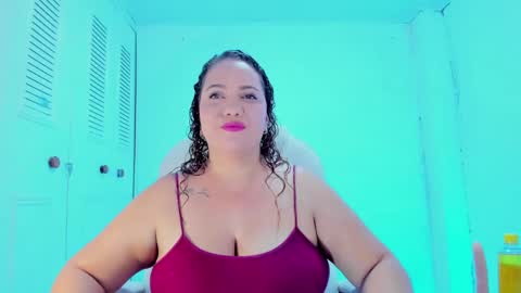 Snapshot of camilaa_foxxx chatting on January 12, 5:54 pm camilaa foxxx online show from January 12, 5:54 pm
