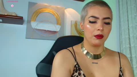 Snapshot of camilaachain chatting on September 13, 6:10 am online show from September 13, 6:10 am