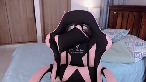 camilacarter online show from November 24, 3:19 am