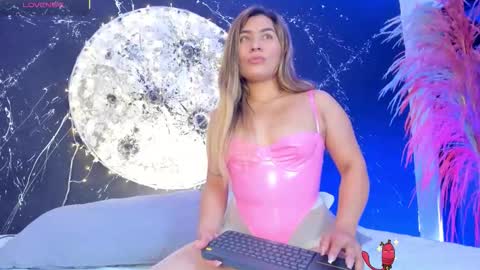 camila preston online show from November 24, 7:54 am