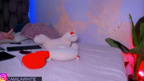 MARIA CAMILA        online show from February 9, 5:59 pm