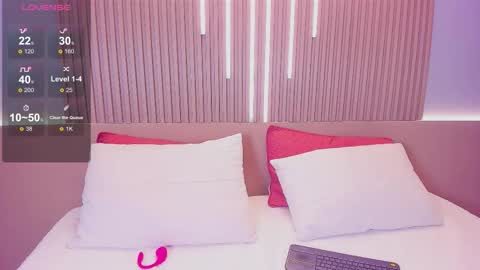 camile_cute online show from November 24, 8:22 pm