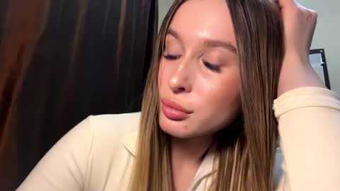 Miki online show from March 13, 3:13 pm