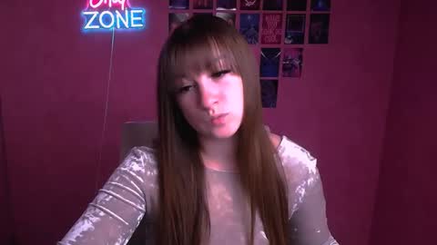 Camilla online show from April 28, 5:55 am