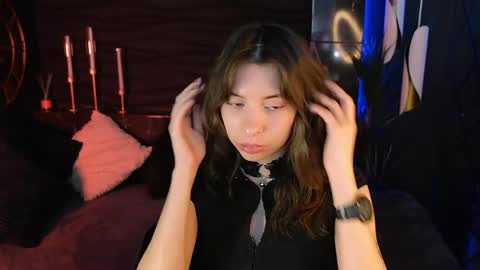 Camilla online show from May 7, 6:17 am