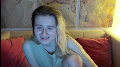 camilladreamer online show from April 19, 6:10 pm
