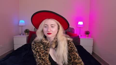 camilladreamer online show from October 17, 9:56 am