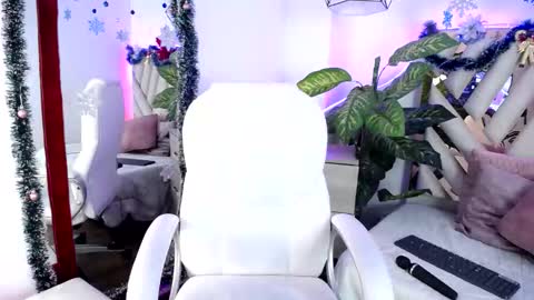 Camille online show from November 22, 10:40 am