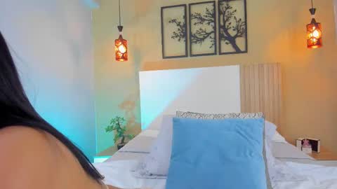 Camille Lynn online show from March 5, 6:33 am