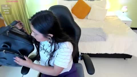 Camille online show from October 20, 12:30 pm