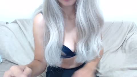 CamilleBunny online show from July 16, 2:27 am