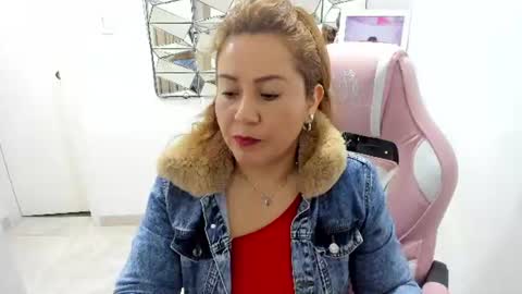 camixxx_m online show from June 25, 11:45 am