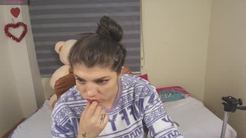 CAMY online show from May 11, 7:10 am