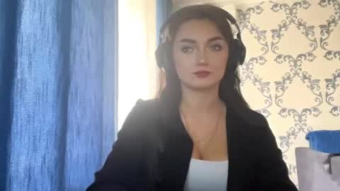 Kate online show from October 31, 9:57 am