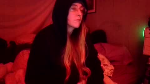 Candi online show from December 2, 9:33 am