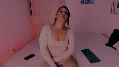 candle_lz online show from July 3, 4:18 am