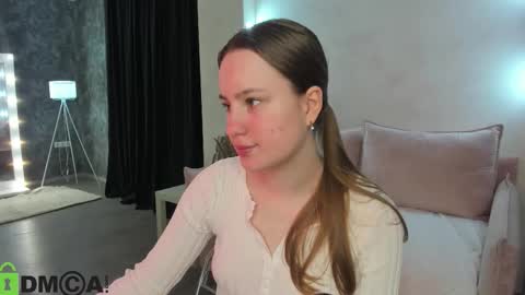 Candy online show from November 9, 1:45 am