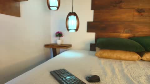 Jolie online show from February 2, 8:08 pm