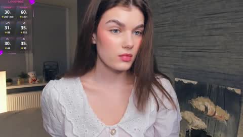 Snapshot of candy_flo chatting on February 25, 7:06 pm Flora online show from February 25, 7:06 pm