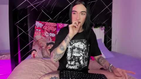 Leila  online show from December 17, 3:44 am