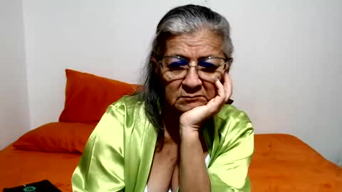 candy online show from July 24, 10:24 am