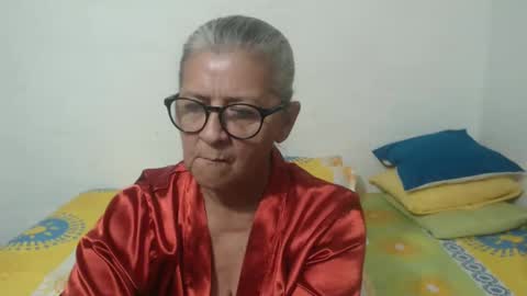 Snapshot of candy_mature_ chatting on February 3, 12:47 am candy online show from February 3, 12:47 am