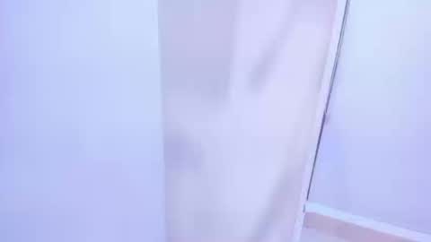 Candy  online show from September 10, 4:01 am