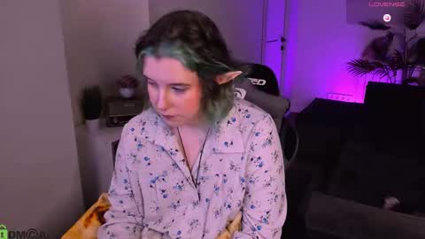 Mary online show from March 2, 2:11 am