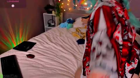 Mary online show from March 8, 2:04 am