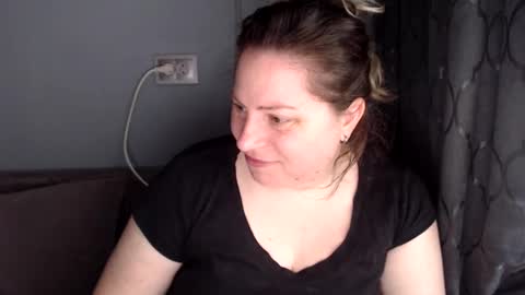 Laura online show from June 11, 9:28 am