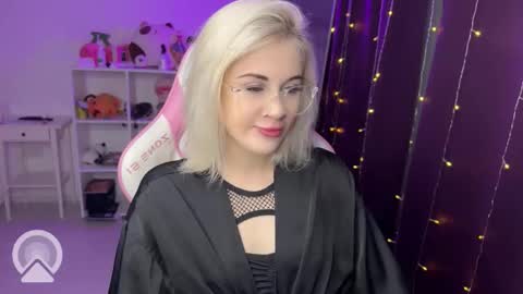 You can call me HH online show from October 21, 8:13 pm