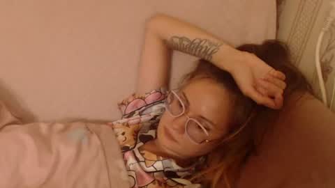 say meow and send tip  online show from July 30, 6:20 pm