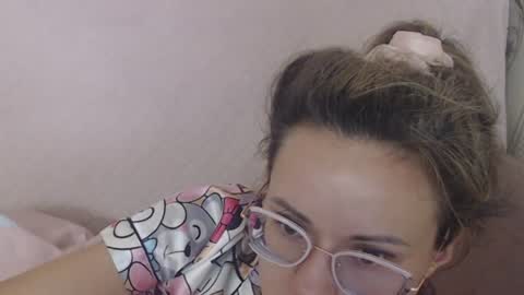 say meow and send tip  online show from July 23, 7:05 am
